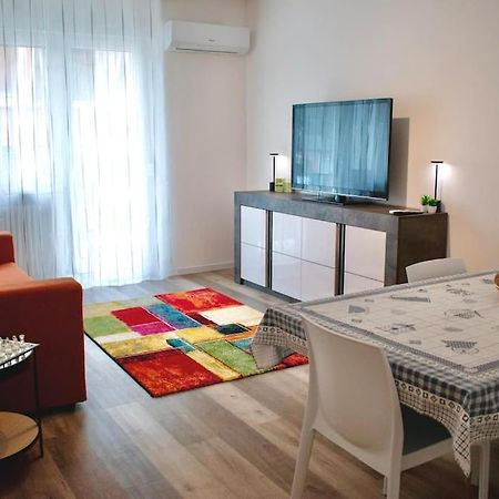 10Min From Center, 3 Bedroom Apartment With Balcony Trento Exterior photo