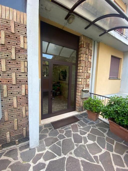 10Min From Center, 3 Bedroom Apartment With Balcony Trento Exterior photo