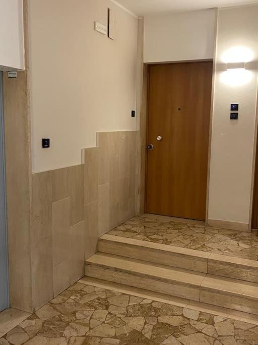 10Min From Center, 3 Bedroom Apartment With Balcony Trento Exterior photo