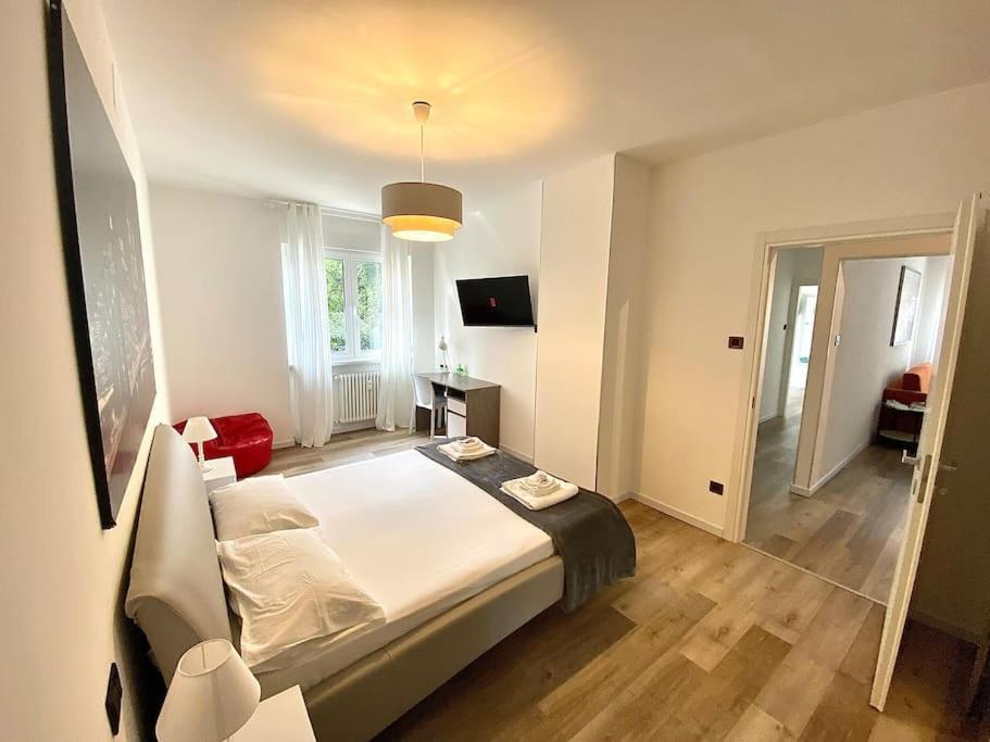 10Min From Center, 3 Bedroom Apartment With Balcony Trento Exterior photo